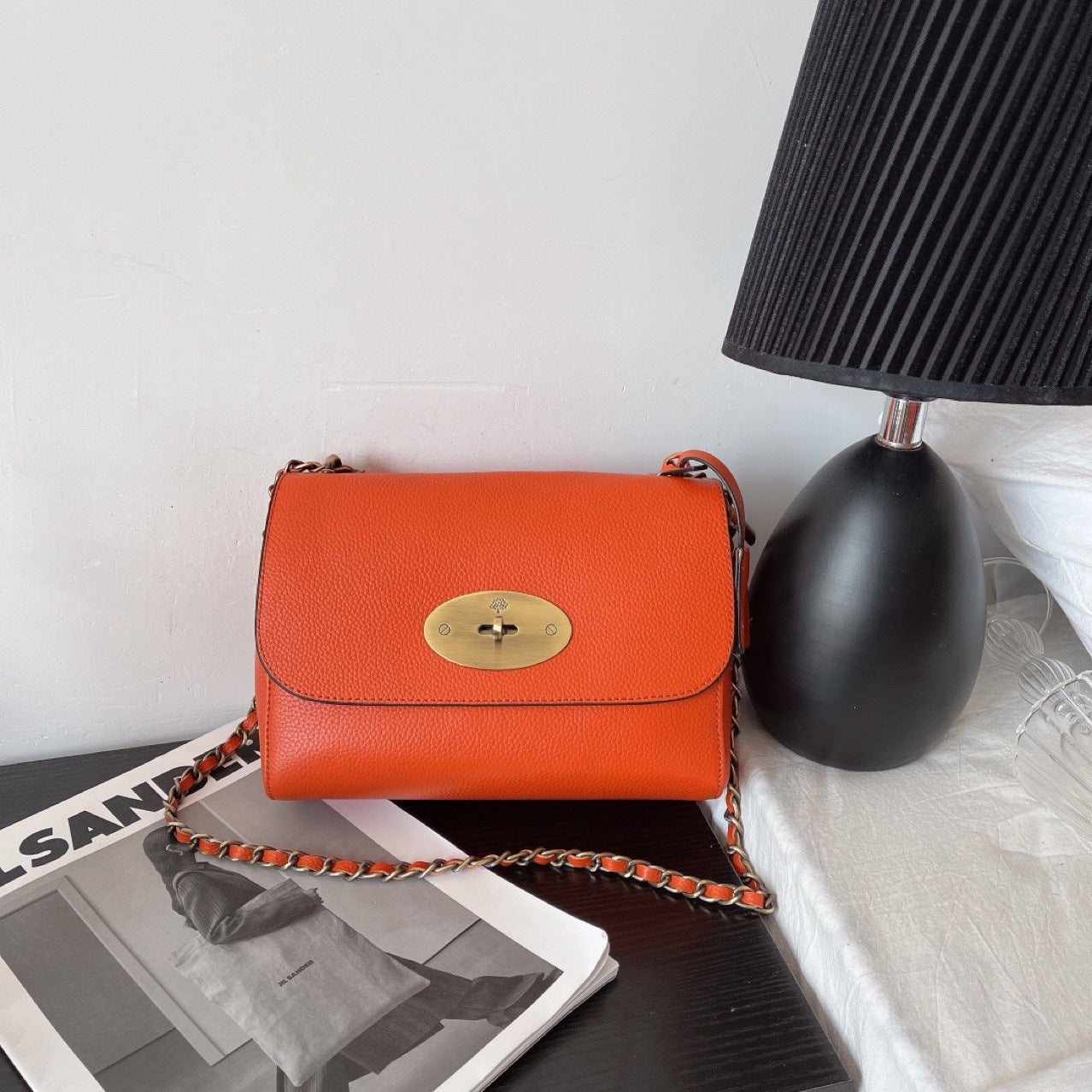 Mini sac carré en cuir à boucle chic